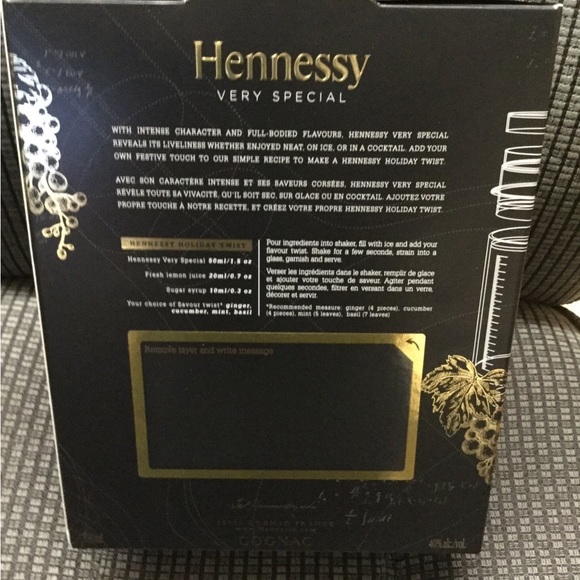 New Hennessey Gift Set box - Picture 2 of 5